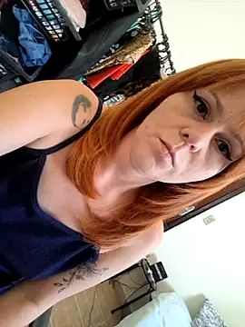 Snapshot of PorcelainDoll1 chatting on October 2025 03:44:01 PM PorcelainDoll1 online show from October 2025 03:44:01 PM