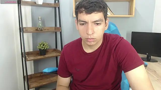 Axel Stones  online show from October 2025 02:29:01 PM