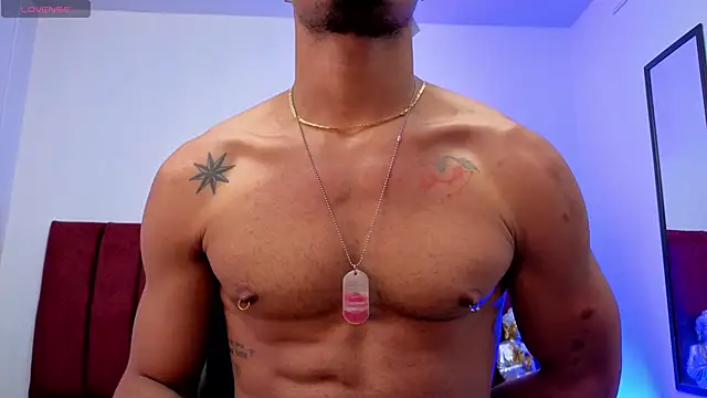 DaamonSlader  online show from November 2025 09:59:02 PM