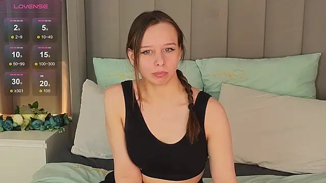 Snapshot of Ya_Siro chatting on February 2026 04:01:01 PM Ya Siro online show from February 2026 04:01:01 PM