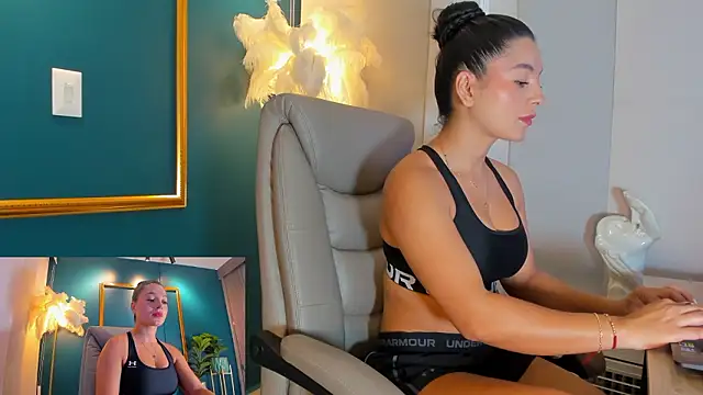 Rashel Frost  online show from March 2026 04:34:01 PM