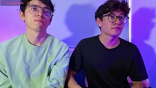 Snapshot of dani_angel_dark chatting on February 2026 07:43:02 PM dani angel dark online show from February 2026 07:43:02 PM