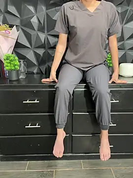 celia-hot online show from October 2025 05:19:02 AM