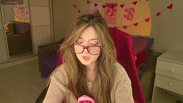 BellaSink online show from December 2025 05:34:02 AM