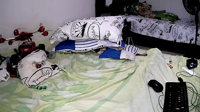 AXionX online show from November 2025 03:01:02 PM