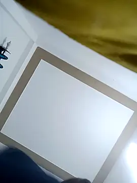 Snapshot of Myzak- chatting on December 2025 01:06:01 PM Myzak- online show from December 2025 01:06:01 PM