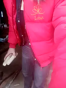 Snapshot of Myzak- chatting on January 2026 12:35:01 AM Myzak- online show from January 2026 12:35:01 AM