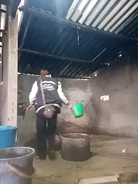 Snapshot of Myzak- chatting on February 2026 12:47:02 AM Myzak- online show from February 2026 12:47:02 AM