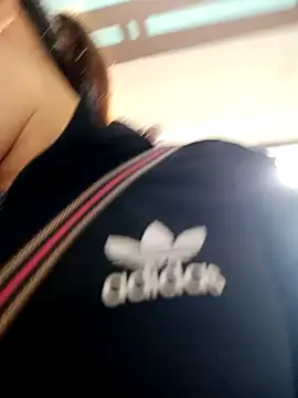 Snapshot of Myzak- chatting on February 2026 08:01:02 AM Myzak- online show from February 2026 08:01:02 AM