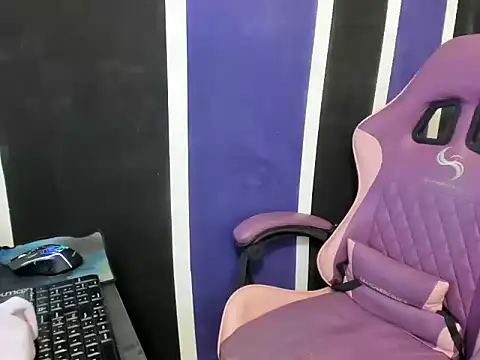 scarleth18 online show from February 2026 09:13:02 PM