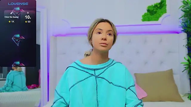 AriannaSins online show from January 2025 01:24:01 PM