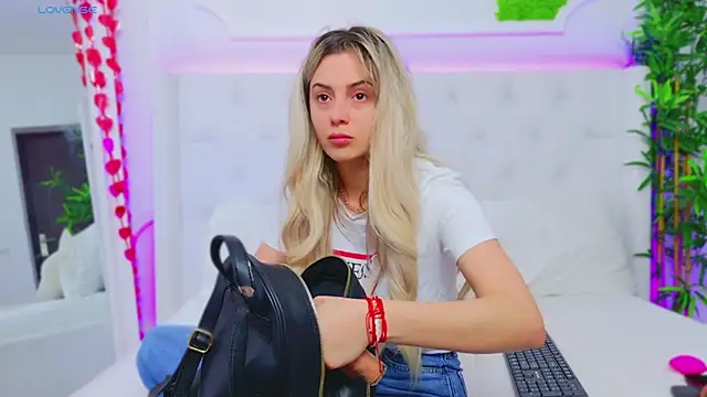 AriannaSins online show from March 2025 06:21:02 AM