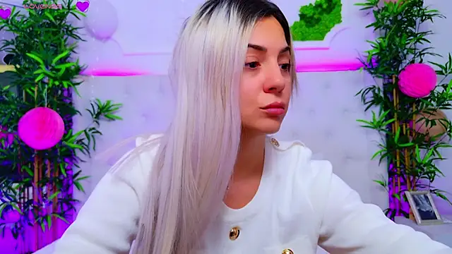 AriannaSins online show from September 2025 12:28:02 PM