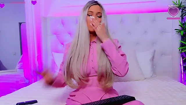 AriannaSins online show from March 2026 01:28:01 PM