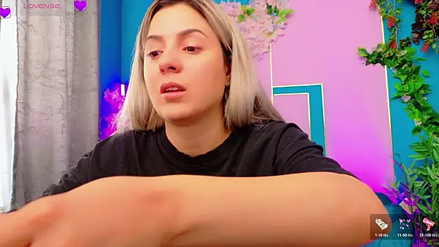 AriannaSins online show from May 2026 12:34:02 PM