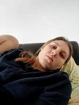 SandyCassie online show from March 2026 10:23:01 AM