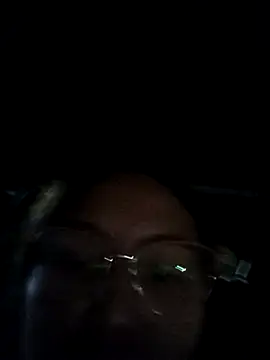 Snapshot of Neferet22 chatting on November 2025 12:21:01 AM Neferet22 online show from November 2025 12:21:01 AM