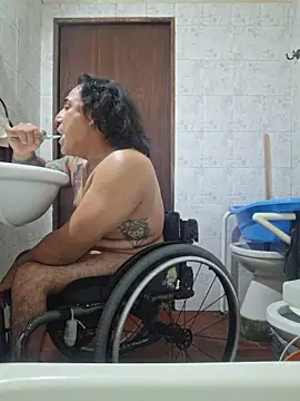 Rueditasss online show from April 2026 12:36:02 PM