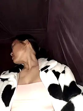 Spring-mky online show from January 2026 12:31:01 PM