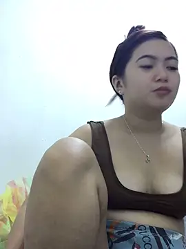 Snapshot of XxxHotCouples4u chatting on October 2025 10:49:02 AM XxxHotCouples4u online show from October 2025 10:49:02 AM