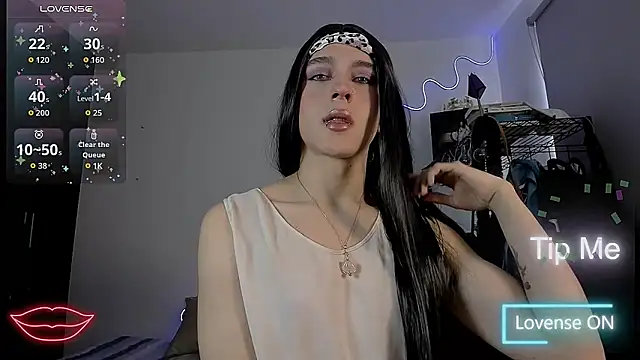 Lyric Mirage online show from October 2025 02:29:01 PM