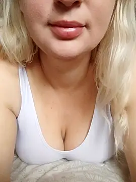 PaigexLynn online show from November 2025 06:47:02 AM