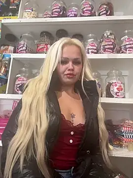 CherryXOX- online show from November 2025 10:38:01 AM