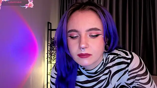 AleksaDivine online show from October 2025 09:48:02 PM