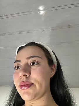 Midori rosse online show from May 2026 12:29:02 AM