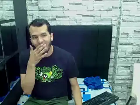 pether hairy online show from October 2025 01:44:01 AM