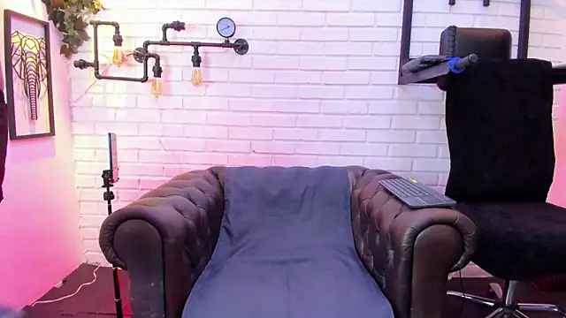 GabrielDraiven online show from November 2025 07:59:02 PM