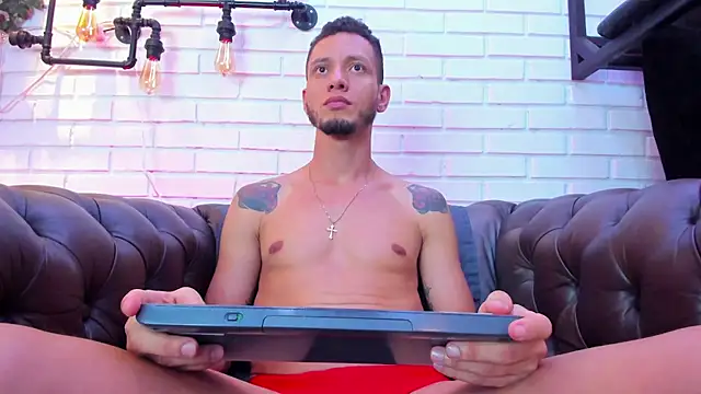 GabrielDraiven online show from November 2025 09:39:01 PM