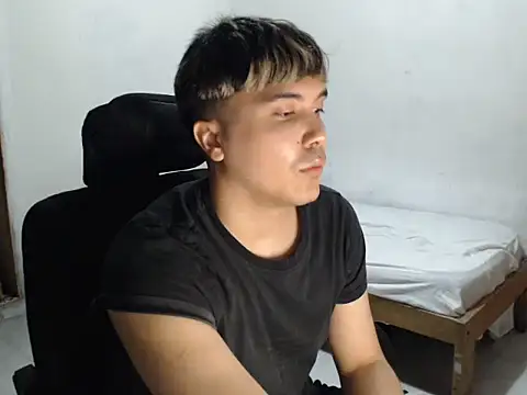 CuteAlexBoy online show from December 2025 02:24:02 PM