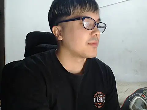 Snapshot of CuteAlexBoy chatting on May 2026 10:15:01 PM CuteAlexBoy online show from May 2026 10:15:01 PM