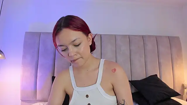 Martinaa Garcia online show from April 2026 07:07:02 PM