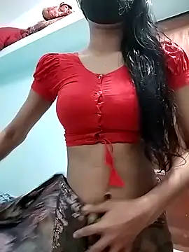 Snapshot of Ratri-Biswas chatting on May 2026 04:03:01 PM Ratri-Biswas online show from May 2026 04:03:01 PM
