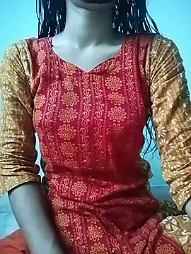 Snapshot of Ratri-Biswas chatting on May 2026 04:52:01 AM Ratri-Biswas online show from May 2026 04:52:01 AM