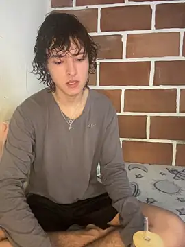 Snapshot of JoelnClouds chatting on April 2026 06:35:01 PM JoelnClouds online show from April 2026 06:35:01 PM