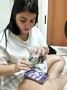 Cubanitaxxx online show from November 2025 04:35:01 AM