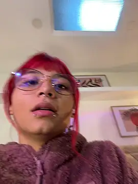 Emma duff online show from May 2026 12:32:01 PM