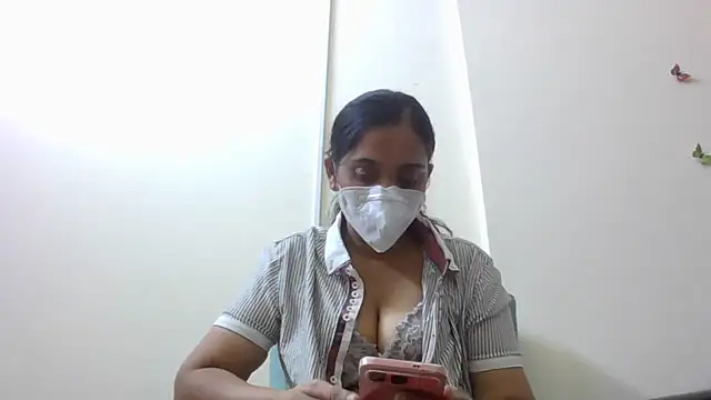 shainiasha1 online show from July 2026 05:51:02 PM