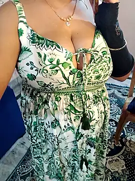 Cuty-Lina online show from January 2026 07:05:02 PM