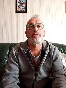 Ptitcouic online show from October 2025 11:54:02 AM