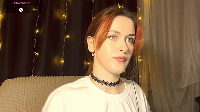 Veksal1a online show from December 2025 05:44:02 PM