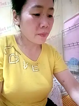 tabby-cat11 online show from October 2025 01:45:02 PM