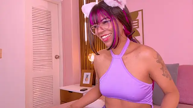 Foxxie Rosie online show from October 2025 08:40:02 PM
