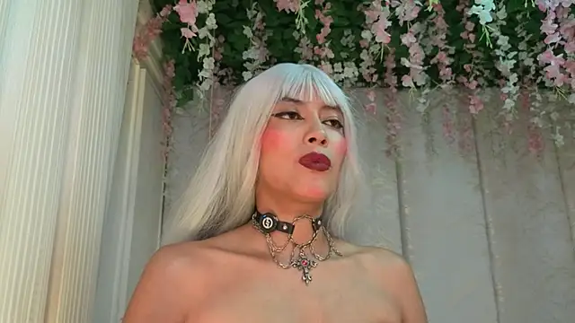 Snapshot of Rynka_ chatting on May 2026 04:09:02 AM Rynka online show from May 2026 04:09:02 AM