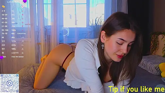 TinyMollys online show from March 2026 02:12:02 PM