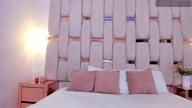 Snapshot of noa_blake chatting on November 2025 05:10:01 AM noa blake online show from November 2025 05:10:01 AM