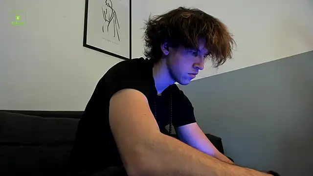 Snapshot of James_Andersson chatting on October 2025 12:33:01 PM James Andersson online show from October 2025 12:33:01 PM
